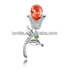 Yiwu supplier rhinestone brooch beautiful rose flower shape brooches white gold ruby brooches